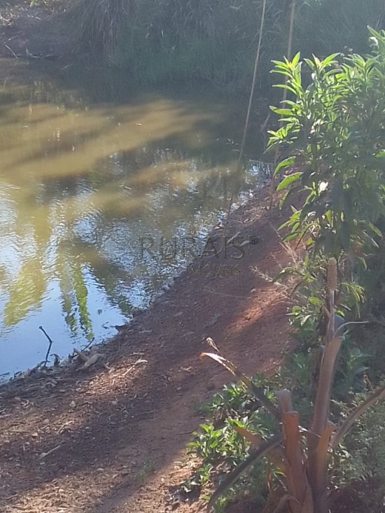 sitio-venda-azurita-mateus-leme-1048638